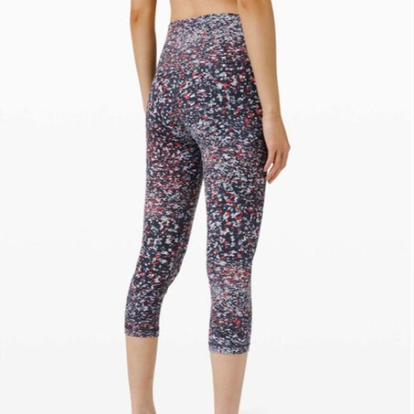 NWT Lululemon Align HR Crop 21” Water Blossom Multi Sz 2 - Picture 2 of 14